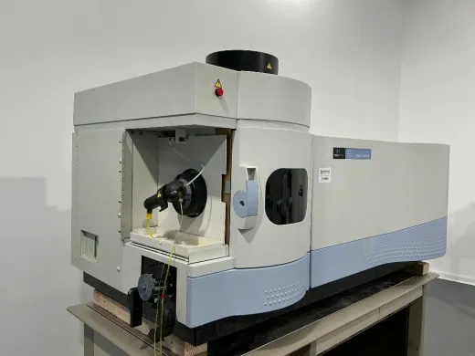 PerkinElmer Optima 7300DV Dual-View ICP-OES Spectrometer for Elemental Analysis