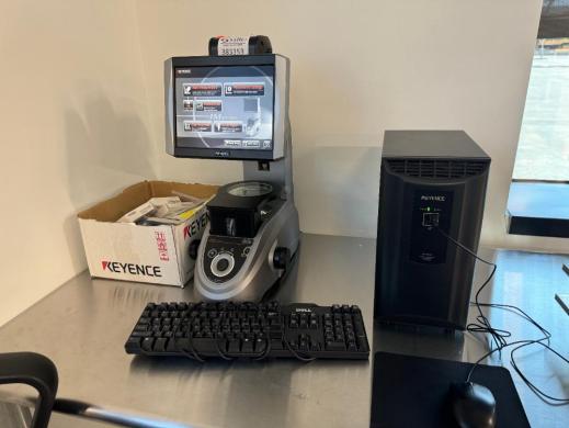 Keyence IM-6020 Image Dimension Measuring System for Precision Metrology-cover