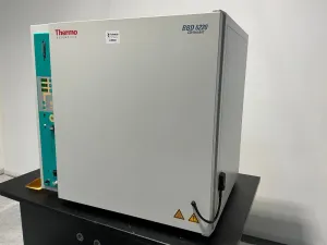 Thermo Scientific BBD 6220 Laboratory Oven with Precise Temperature Control up to 180°C, 2 of 4