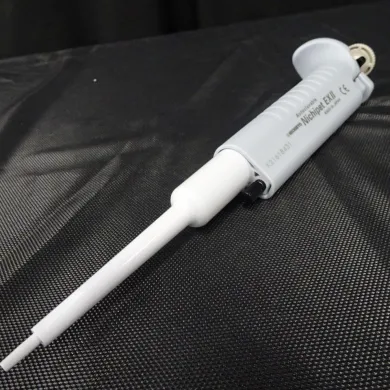 Nichiryo Nichipet Ex Ⅱ 0.5-10 µL Variable Volume Micropipette