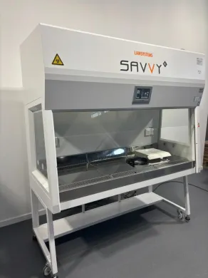Lamsystem Savvy SL Class II BMB-II Biological Safety Cabinet for Microbiological Containment
