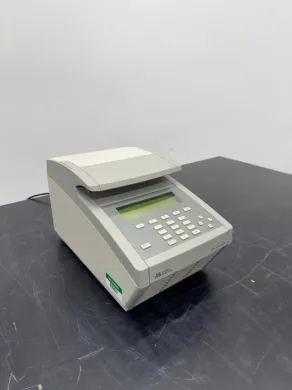 Applied Biosystems 2720 Thermal Cycler for PCR DNA Amplification