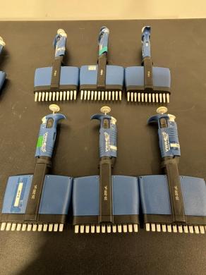 VWR Set of 12 Multichannel Adjustable Volume Pipettes for Precise Liquid Handling-cover