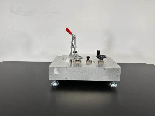 High Pressure Manual Hydraulic Comparator with Lever Pump Assembly-cover