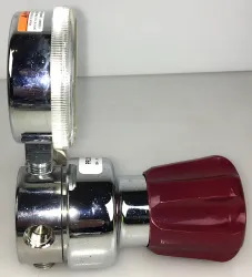 Praxair ProStar Platinum PRS20062001 Gas Regulator with Monel Hose (CGA 580), 2 of 9