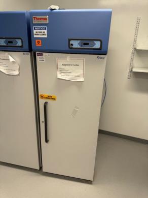 Thermo Scientific Revco UGL2320A Laboratory Sample Storage Refrigerator-cover