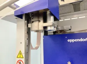 Eppendorf EpMotion 5073 Automated Liquid Handling System for Precise Pipetting, 7 of 19