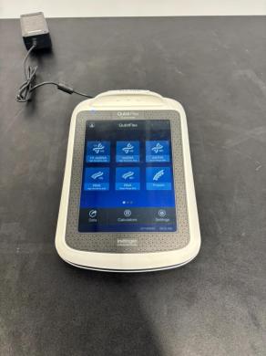 Invitrogen Qubit Flex Fluorometer for DNA, RNA, and Protein Quantification-cover