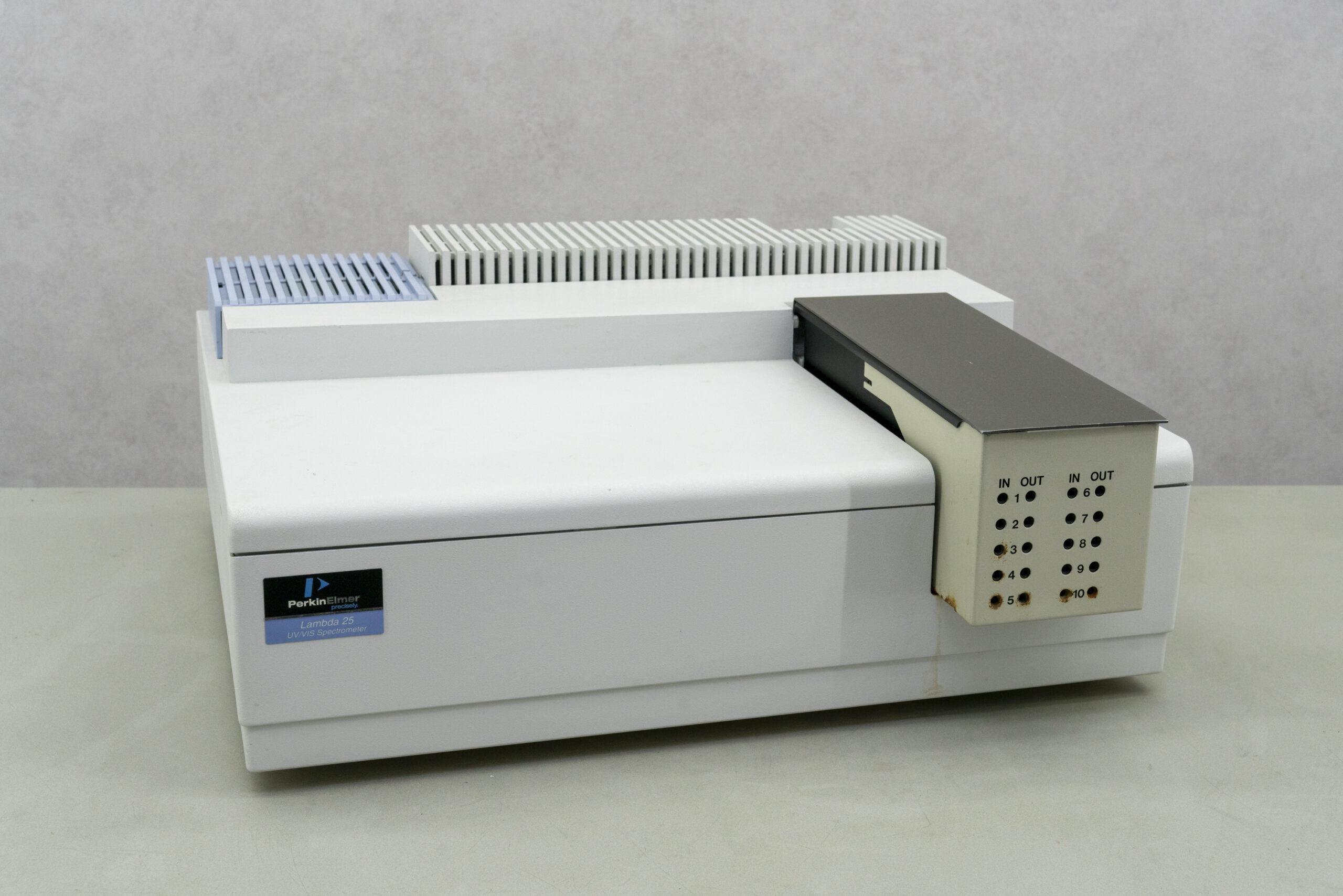 PerkinElmer Lambda 25 UV-Vis Spectrophotometer