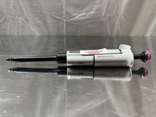 Thermo Scientific F1-ClipTip Electronic Pipettor 2-20µL for Precision Liquid Handling-cover