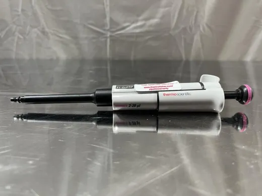 Thermo Scientific F1-ClipTip Electronic Pipettor 2-20µL for Precision Liquid Handling