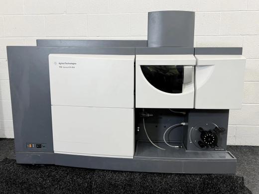Agilent 700 Series 720 ICP-OES with VistaChip II CCD Detector and Cooled Cone Interface-cover