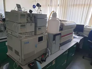 Shimadzu SIL-HT HPLC System with Accessories, 5 of 9