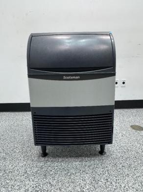 Scotsman UF424A-1A Commercial Ice Maker with Storage Bin-cover