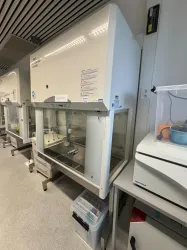 Kojair BioWizard Silver SL-130 Blue Series Class II Biosafety Cabinet with Dual H14 HEPA Filtration, 2 of 3