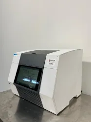 Agilent AriaDX Real-Time PCR Thermocycler with Heated Lid and 96-Well Block, 2 of 4