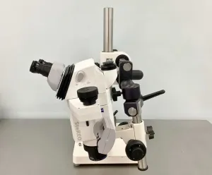 Zeiss Discovery V12 Motorized Stereo Zoom Microscope with 12:1 Zoom Ratio, 3 of 20