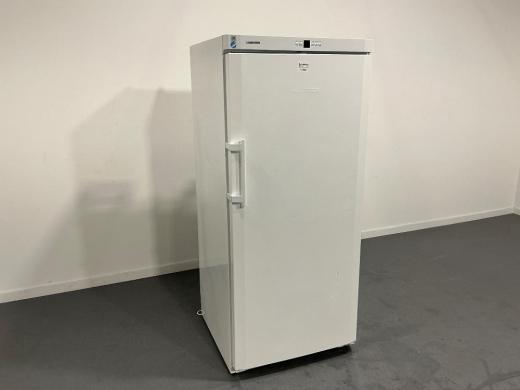 Liebherr 5216 Index 21B/001 Laboratory-Grade Upright Freezer with Digital Temperature Control-cover