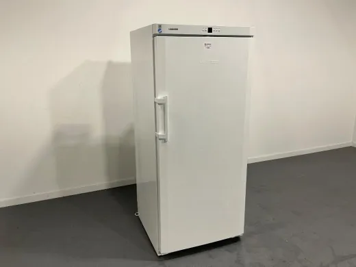 Liebherr 5216 Index 21B/001 Laboratory-Grade Upright Freezer with Digital Temperature Control