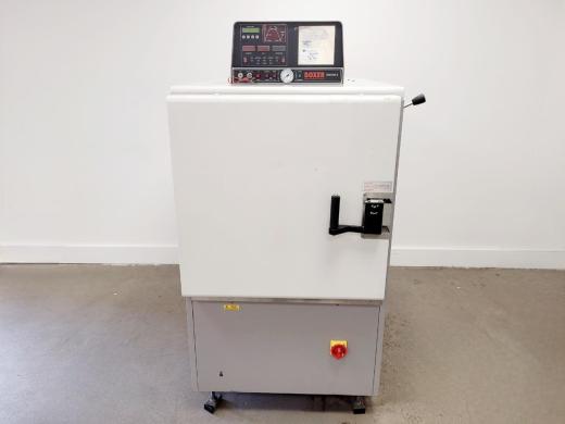 Boxer 200/200LR Floorstanding Autoclave for Laboratory Sterilization-cover