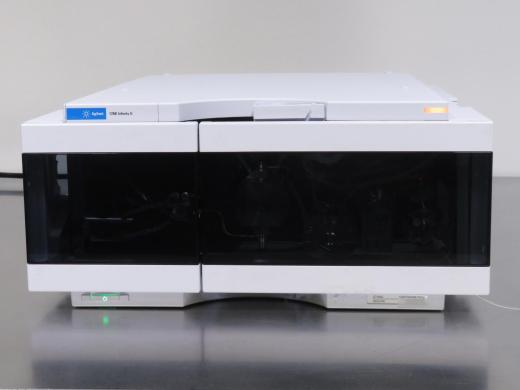Agilent 1260 Infinity II HPLC G7104C Flexible Pump with Dual-Piston, Servo-Controlled Variable Stroke-cover