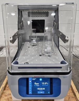 Thermo Scientific Solaris Benchtop Orbital Shaker Incubator with Programmable Control-cover