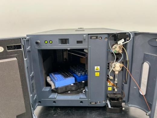 Waters ACQUITY UPLC Fraction Manager-Analytical Model 186006857 for Precision Fraction Collection-cover