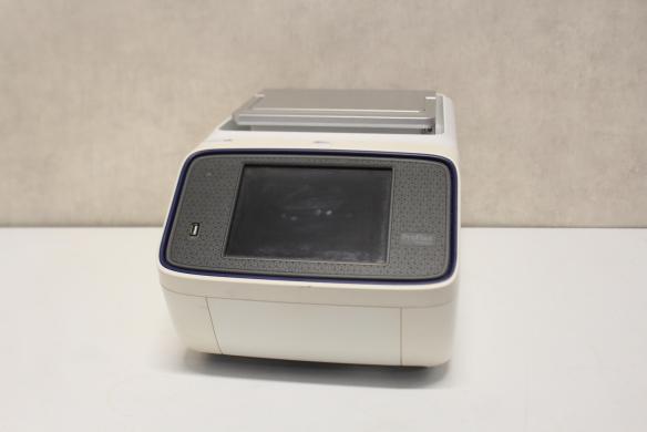 Applied Biosystems ProFlex Dual 384-Well PCR System-cover