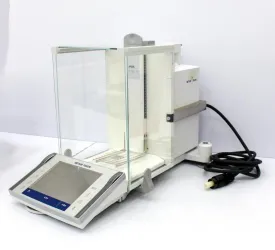 Mettler-Toledo XP205 Analytical Balance with 0.01mg Readability, 2 of 11