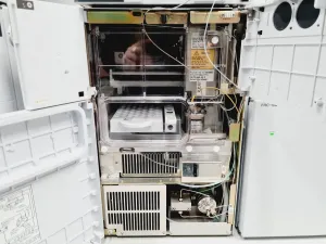 Shimadzu HPLC System with SIL-20A Autosampler and SPD-20AV PDA Detector, 29 of 37