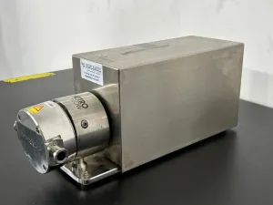 Quattro Flow Fluid Systems A200S High-Purity Peristaltic Pump for Precision Fluid Handling, 3 of 4