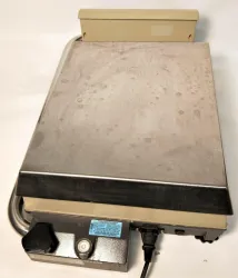 A&D EP-20KB Platform Balance - 20kg capacity with 0.1g readability, 2 of 3