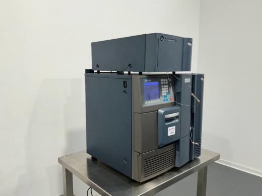 Waters Alliance e2695 with 2489 UV/Visible detector HPLC-cover