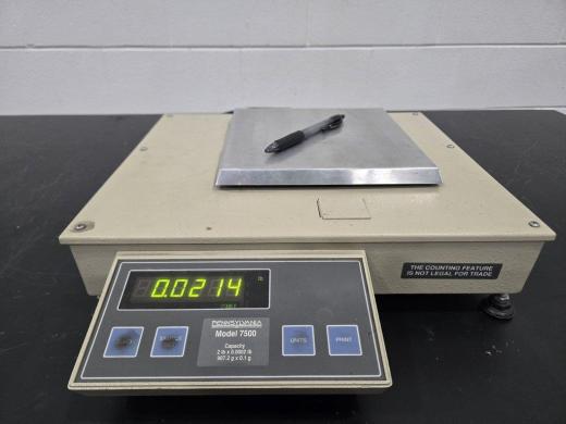 Pennsylvania Scale Co. 7500S Table-top Laboratory Precision Balance-cover