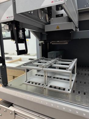 Tecan Freedom EVO-2 150 BASE Automated Liquid Handling System with 8-Channel Pipetting Arm-cover