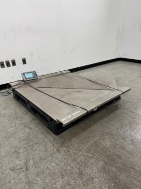 Mettler Toledo ICS685 Floor Scale with 48x48 inch Stainless Steel Platform and Digital Indicator-cover