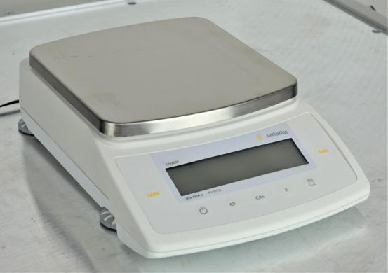 Sartorius CPA8201 Bench Scale 8200g Capacity Precision Weighing Instrument-cover