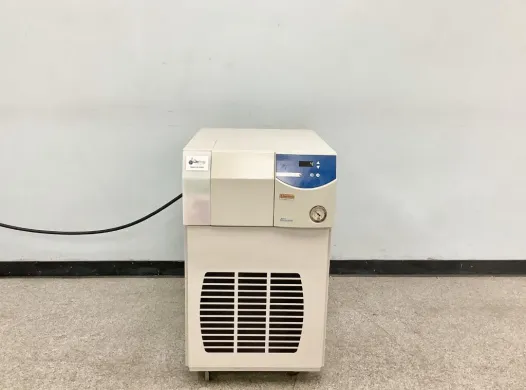 Thermo Neslab Merlin M150 Recirculating Chiller with 5045W Cooling Capacity