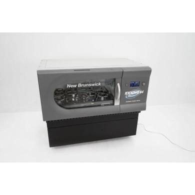 Eppendorf New Brunswick Innova 44 25mm Orbital Incubator Shaker-cover