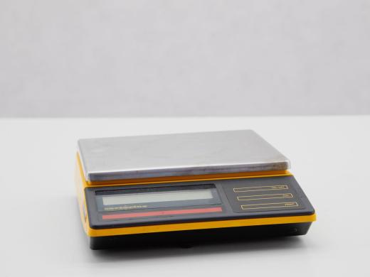 Sartorius Universal U6100 Balance-cover