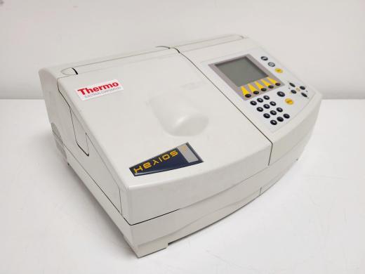 Thermo Electron Corporation Helios Gamma UV-Vis Spectrophotometer-cover