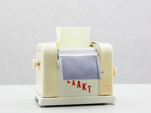 Exakt Type 50 Ointment Mill for Cream and Ointment Preparation-cover