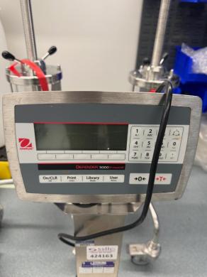 OHAUS Defender 5000 XtremeW TD52XW Industrial Digital Scale with Stainless Steel Platform-cover