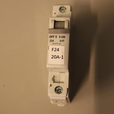 SCHURTER AS168X-CB1 G200 20 Amp Single-Pole Circuit Breaker for Laboratory Equipment Safety-cover