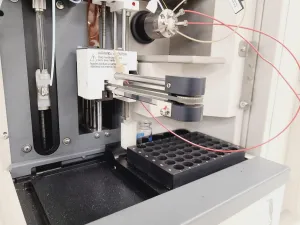 MDS SCIEX Applied Biosystems API QStar Pulsar LC/MS/MS System for Tandem Mass Spectrometry, 9 of 54