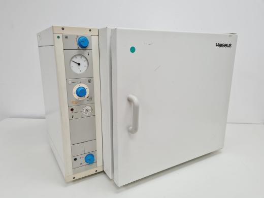Heraeus B 6060 Laboratory Incubator for Spare/Repair Use-cover