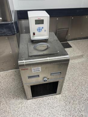 Thermo Neslab A40 Refrigerated Circulator for Precise Laboratory Temperature Control-cover