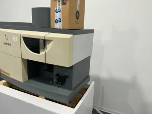 Varian 725ES ICP-OES for High-Performance Elemental Analysis, 2 of 4
