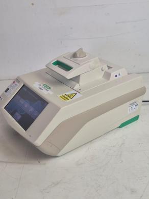 Bio-Rad C1000 Touch Thermal Cycler-cover