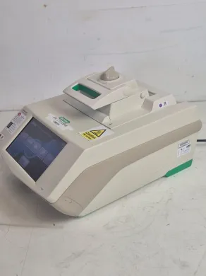 Bio-Rad C1000 Touch Thermal Cycler with Precise Temperature Control and Touchscreen Interface